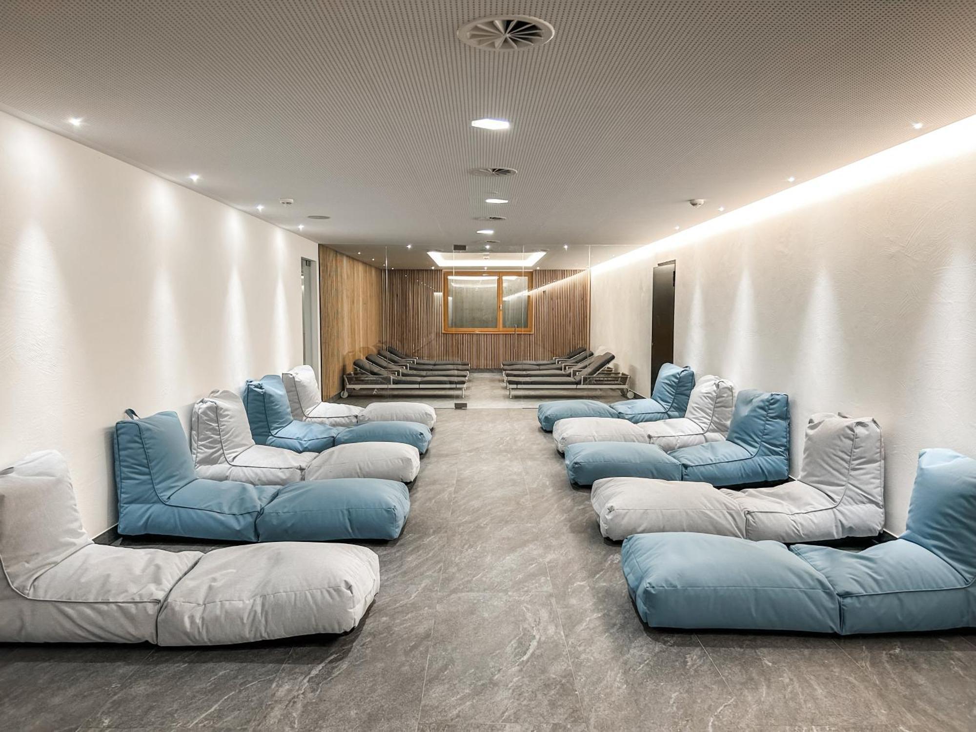 פלדקירש Hotel-Gasthof Loewen מראה חיצוני תמונה