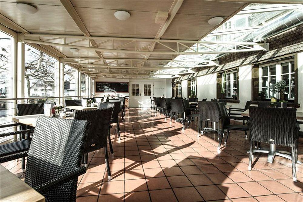 פלדקירש Hotel-Gasthof Loewen מראה חיצוני תמונה